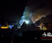 Großbrand in der Altstadt Besigheim - offener Dachstuhlbrand im Zentrum