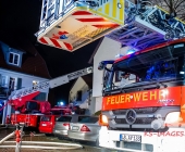 Großbrand in der Altstadt Besigheim - offener Dachstuhlbrand im Zentrum
