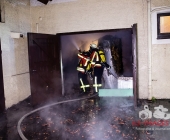 Großbrand in der Altstadt Besigheim - offener Dachstuhlbrand im Zentrum