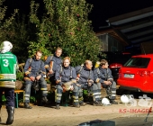 Großbrand zweier Hallen auf Landwirtschftlichem Anwesen - Kühe im Flammenmeer gefangen