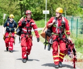 Person auf Funkmast erleidet medizinischen Notfall - Rettung in 50 Meter Höhe - Spezialkräfte aus Stuttgart vor Ort