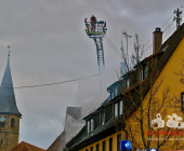 Großalarm im Landkreis Ludwigsburg. Dachstuhl eins historischen Hauses in Vaihingen-Enzweihingen steht in Brand