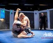 Age of Cage 5 - MMA-Käfigkampf im Stuttgarter LKA Longhorn