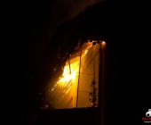 20140423_Dachstuhl brennt Lichterloh - Großaufgebot an Rettungskräften-0443