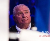 Benefiz-Veranstaltung Blaue Flecke für soziale Zwecke - Uwe Hück vs. Francois Botha im Ring