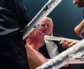 Benefiz-Veranstaltung Blaue Flecke für soziale Zwecke - Uwe Hück vs. Francois Botha im Ring