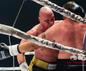 Benefiz-Veranstaltung Blaue Flecke für soziale Zwecke - Uwe Hück vs. Francois Botha im Ring