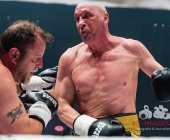 Benefiz-Veranstaltung Blaue Flecke für soziale Zwecke - Uwe Hück vs. Francois Botha im Ring