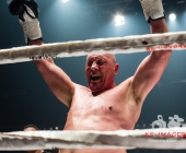 Benefiz-Veranstaltung Blaue Flecke für soziale Zwecke - Uwe Hück vs. Francois Botha im Ring