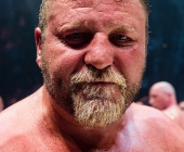 Benefiz-Veranstaltung Blaue Flecke für soziale Zwecke - Uwe Hück vs. Francois Botha im Ring