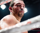 Benefiz-Veranstaltung Blaue Flecke für soziale Zwecke - Uwe Hück vs. Francois Botha im Ring