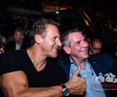 Benefiz-Veranstaltung Blaue Flecke für soziale Zwecke - Uwe Hück vs. Francois Botha im Ring