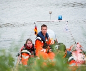 PKW besetzt mit 2 Rentner schanzt über Uferböschung - Beide Personen ertrinken im Neckar im PKW