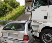 LKW verursacht schwerer Unfall auf der Autobahn 5 Verletzte ein