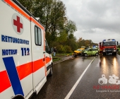 Frontalzusammenstoß auf der L 1125 zwischen Murr und Pleidelsheim Feuerwehr muss Person mit hydraulischem Rettungsgerät retten