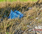 Rotlichtunfall mit Blaulicht und Sirene. Polizeifahrzeug kracht auf Kreuzung in Audi und kippt auf die Seite. Mehrere Verletzte Beamten der Beweissicherungs- und Festnahmeeinheit