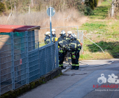 Gasaustritt im „Bädle“ Poppenweiler. Feuerwehr Ludwigsburg und Gefahrstoffzug Asperg im Großaufgebot vor Ort