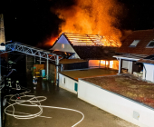 Wieder Scheune in Vollbrand - Landwirtschaftliches Anwesen wird Raub der Flammen. Kirchberg an der Murr