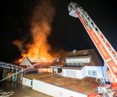Wieder Scheune in Vollbrand - Landwirtschaftliches Anwesen wird Raub der Flammen. Kirchberg an der Murr