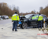 Nach Frontalunfall eine Person reanimationspflichtig - Mehre eingeklemmte und schwerverletzte L1100 Steinheim