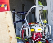 Brand in Trafostation, welche unter Wasser steht - Feuerwehr kann aus Gefahr nicht Löschen