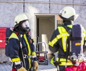 Brand in Trafostation, welche unter Wasser steht - Feuerwehr kann aus Gefahr nicht Löschen