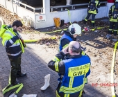 Brand in Trafostation, welche unter Wasser steht - Feuerwehr kann aus Gefahr nicht Löschen