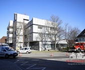 Brand in Trafostation, welche unter Wasser steht - Feuerwehr kann aus Gefahr nicht Löschen