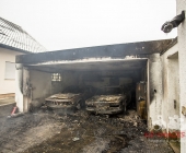 Fahrzeugverpuffung führt zu 400000 Sachschaden 2 Oltimer und Garage brennen aus