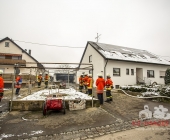 Fahrzeugverpuffung führt zu 400000 Sachschaden 2 Oltimer und Garage brennen aus