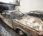 Fahrzeugverpuffung führt zu 400000 Sachschaden 2 Oltimer und Garage brennen aus