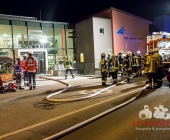 Schwerer Unfall mit mehren Fahrzeugen, mehrere Verletzte -  1 Pers schwerverletzt