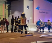 Schwerer Unfall mit mehren Fahrzeugen, mehrere Verletzte -  1 Pers schwerverletzt