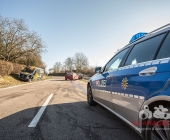 Schwerer Unfall mit mehren Fahrzeugen, mehrere Verletzte -  1 Pers schwerverletzt