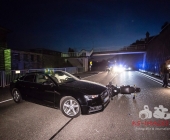 Schwerer Unfall zwischen Motorrad und PKW - Autofahrer leicht verletzt geschützt durch Airbags - Kradfahrer kein Airbag wurde schwerverletzt