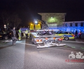 Schwerer Unfall zwischen Motorrad und PKW - Autofahrer leicht verletzt geschützt durch Airbags - Kradfahrer kein Airbag wurde schwerverletzt