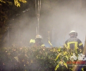 [Nachschlag alle Motive] Nach angeblicher Explosion brennt Gartengrundstück nieder. Exklusive Bilder der Ruine