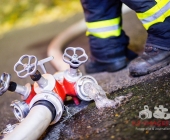 [Nachschlag alle Motive] Nach angeblicher Explosion brennt Gartengrundstück nieder. Exklusive Bilder der Ruine