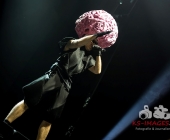 Deichkind bringen die Besucher der Schleyerhalle zum ausrasten