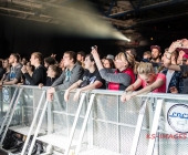 Deichkind bringen die Besucher der Schleyerhalle zum ausrasten