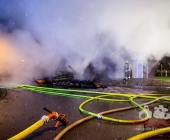 Brand eines Gebäudes beim Jugendhaus Möglingen - Gebäude in Vollbrand