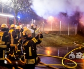 Brand eines Gebäudes beim Jugendhaus Möglingen - Gebäude in Vollbrand
