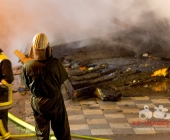 Brand eines Gebäudes beim Jugendhaus Möglingen - Gebäude in Vollbrand