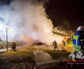 Brand eines Gebäudes beim Jugendhaus Möglingen - Gebäude in Vollbrand