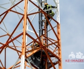 Person auf Funkmast erleidet medizinischen Notfall - Rettung in 50 Meter Höhe - Spezialkräfte aus Stuttgart vor Ort