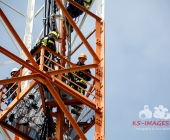 Person auf Funkmast erleidet medizinischen Notfall - Rettung in 50 Meter Höhe - Spezialkräfte aus Stuttgart vor Ort