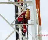 Person auf Funkmast erleidet medizinischen Notfall - Rettung in 50 Meter Höhe - Spezialkräfte aus Stuttgart vor Ort