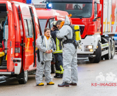 Batterien mit Lithium-Ionen brennen im Autowerk AMG in Affalterbach. Großeinsatz für Einsatzkräfte