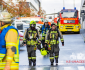 Batterien mit Lithium-Ionen brennen im Autowerk AMG in Affalterbach. Großeinsatz für Einsatzkräfte