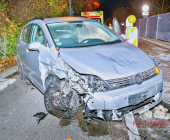 83-jähriger VW-Lenker Pkw fährt unkontrolliert in eine Baustelleneinrichtung
